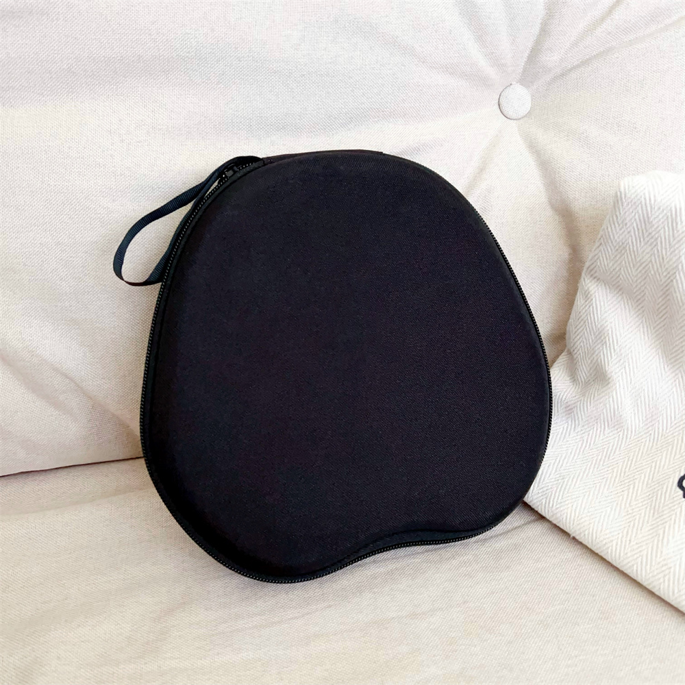 Etui na słuchawki bezprzewodow – Sennheiser Headphone Momentum 4 recenzja i cena